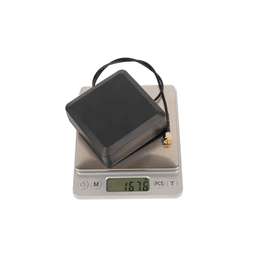 High-Precision Vertical Array Patch Antennas (IP67) - Image 8
